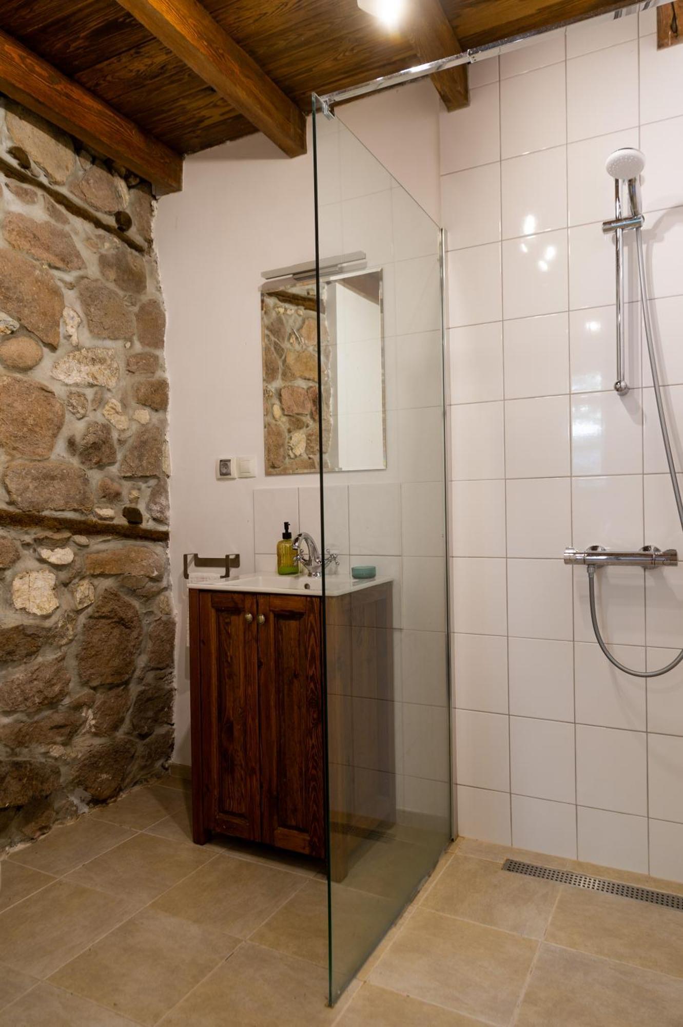 Walnut Cottage 1 Debrastica Kültér fotó