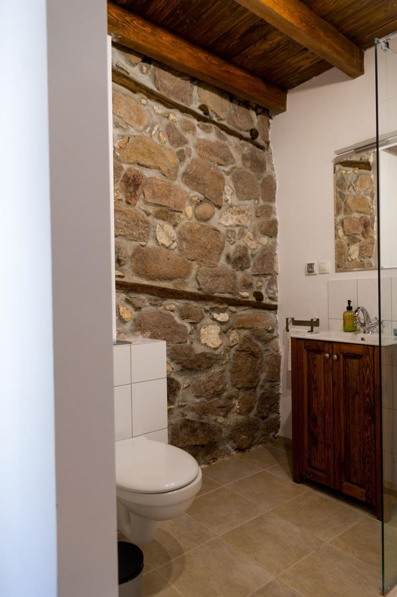 Walnut Cottage 1 Debrastica Kültér fotó