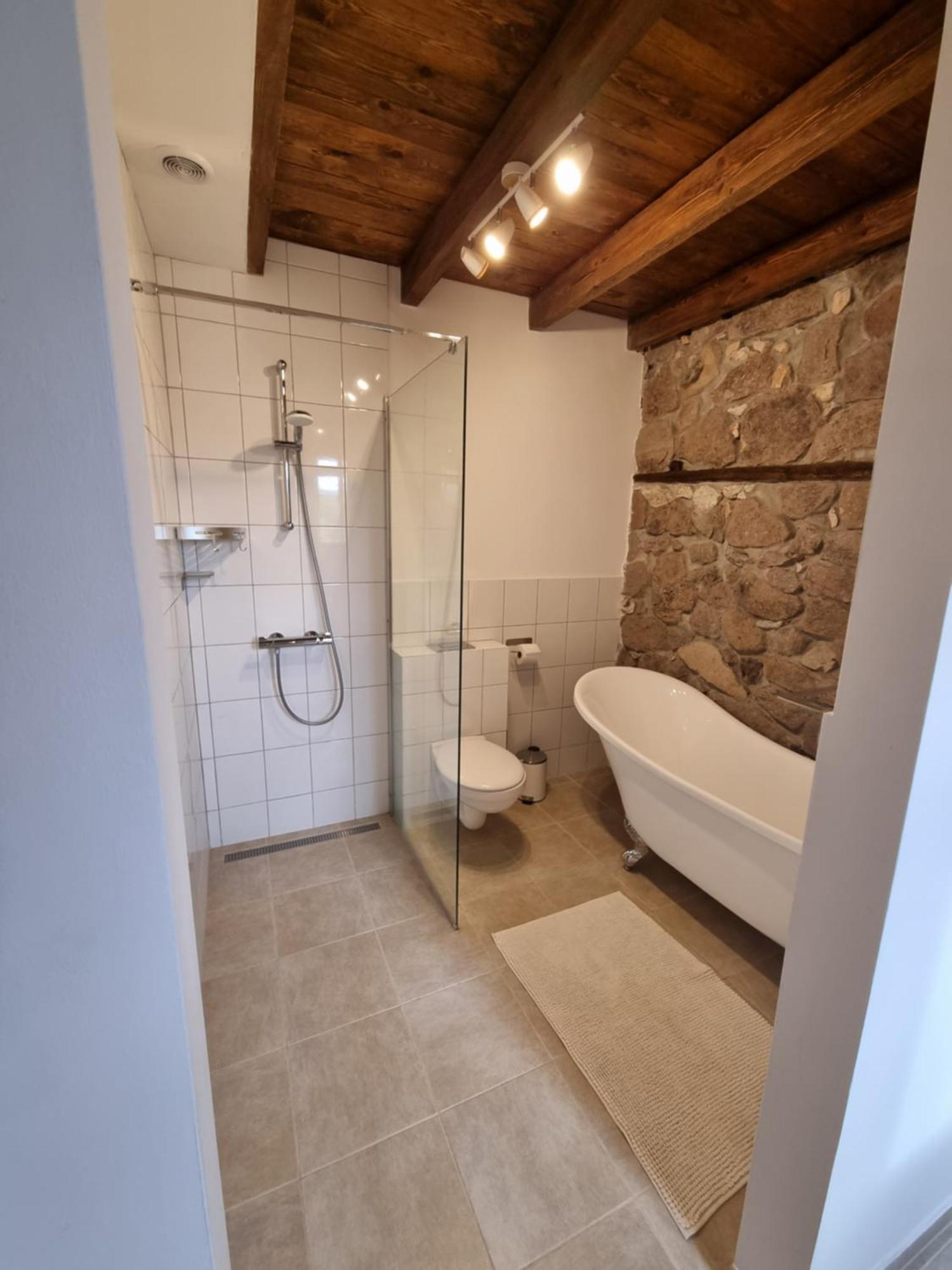 Walnut Cottage 1 Debrastica Kültér fotó